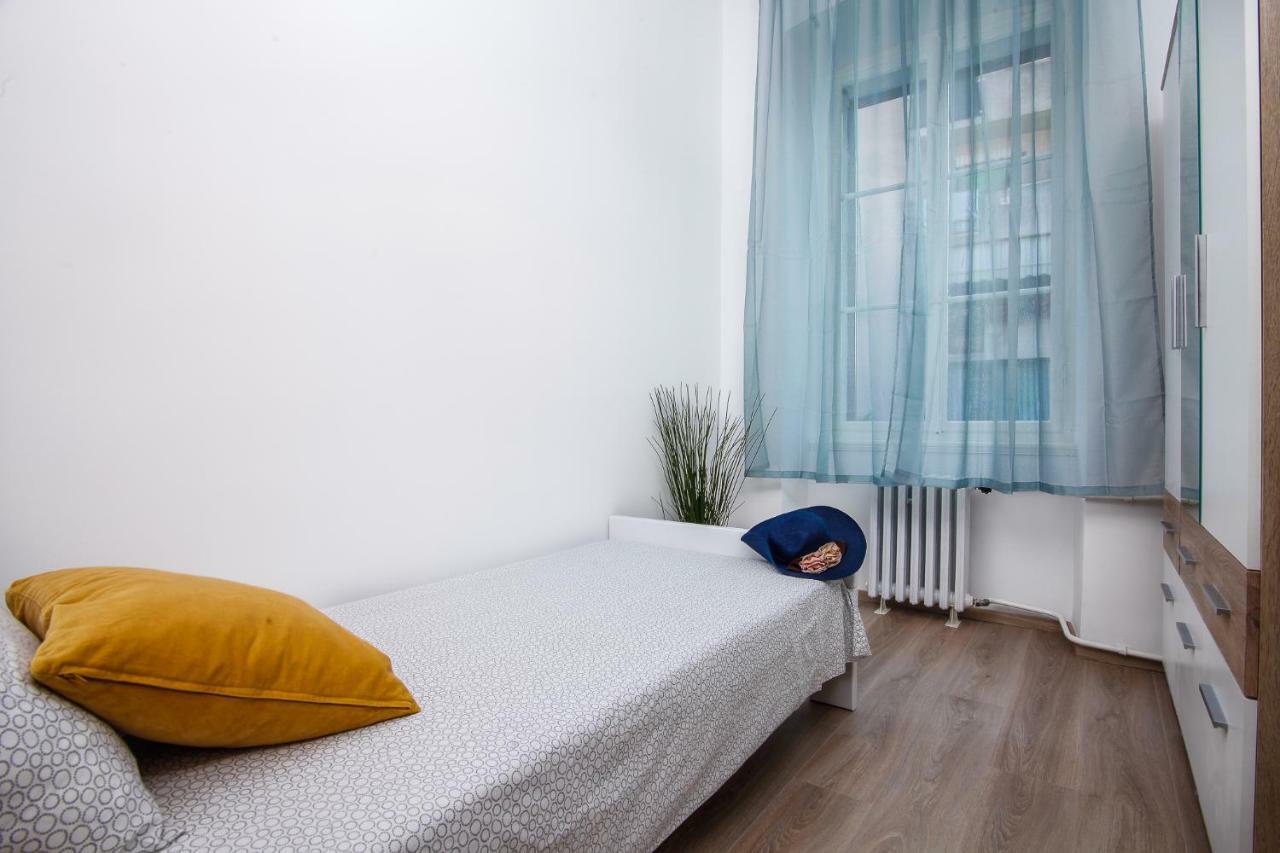 Apartment Kensi*** พูลา ภายนอก รูปภาพ