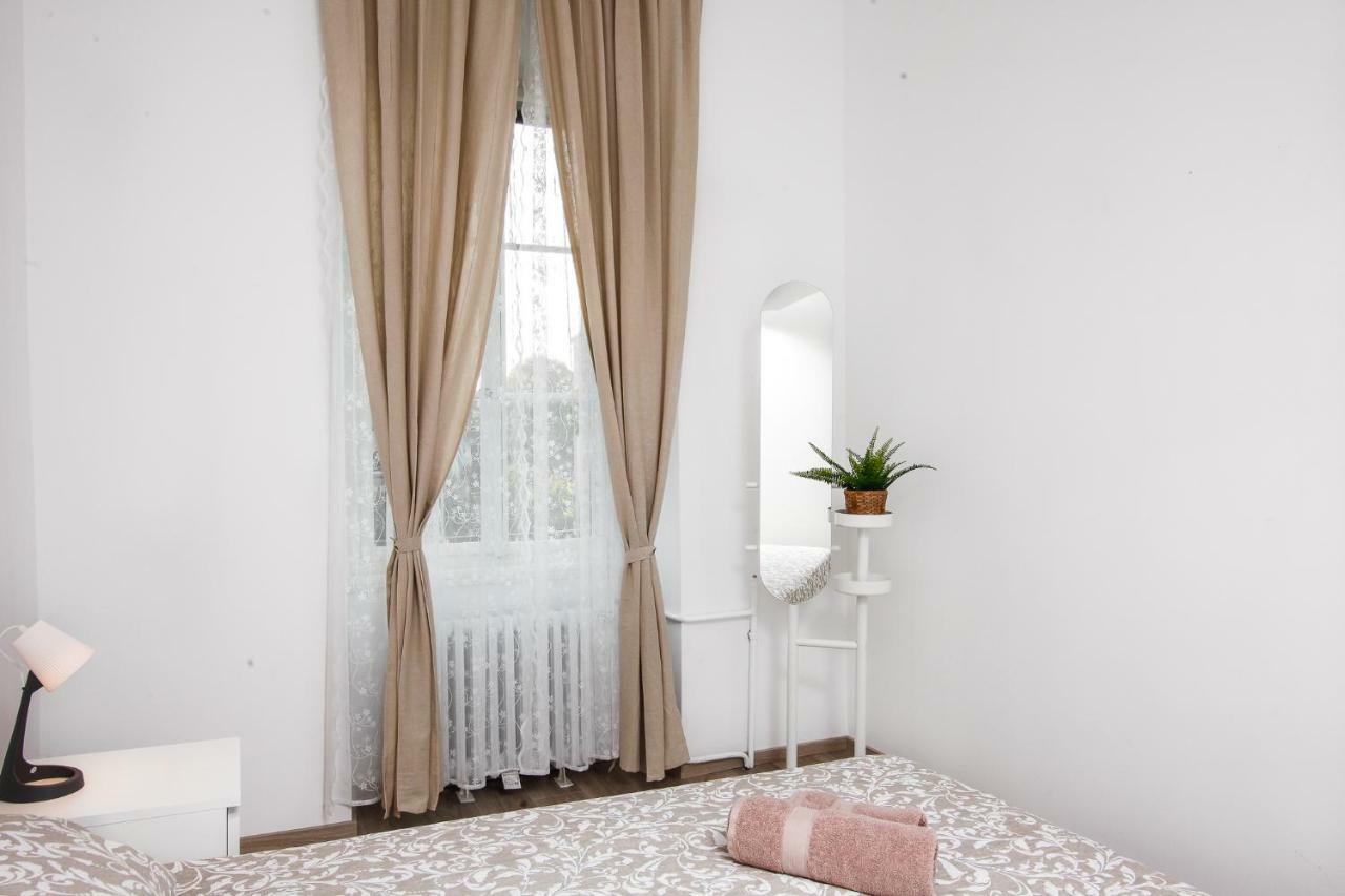 Apartment Kensi*** พูลา ภายนอก รูปภาพ